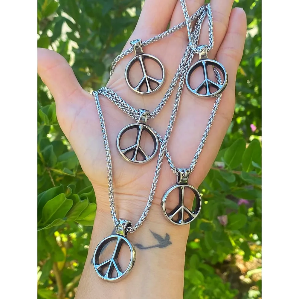 CLASSIC PEACE NECKLACE