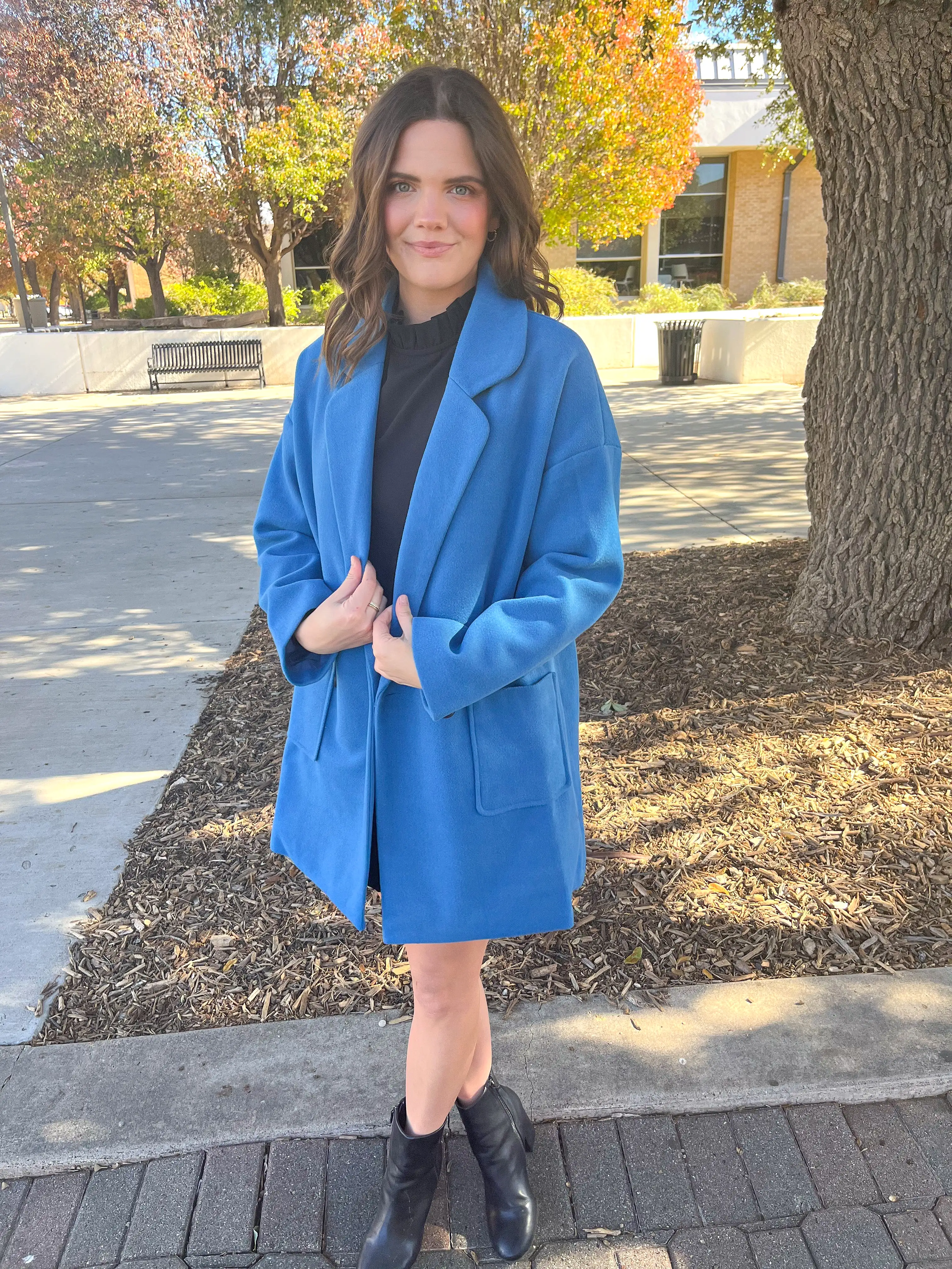 OVERSIZED DOUBLE BUTTON HALF LENGTH COAT- TEAL