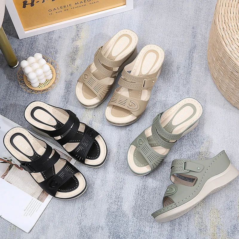 Slope Heel Beach Sandals