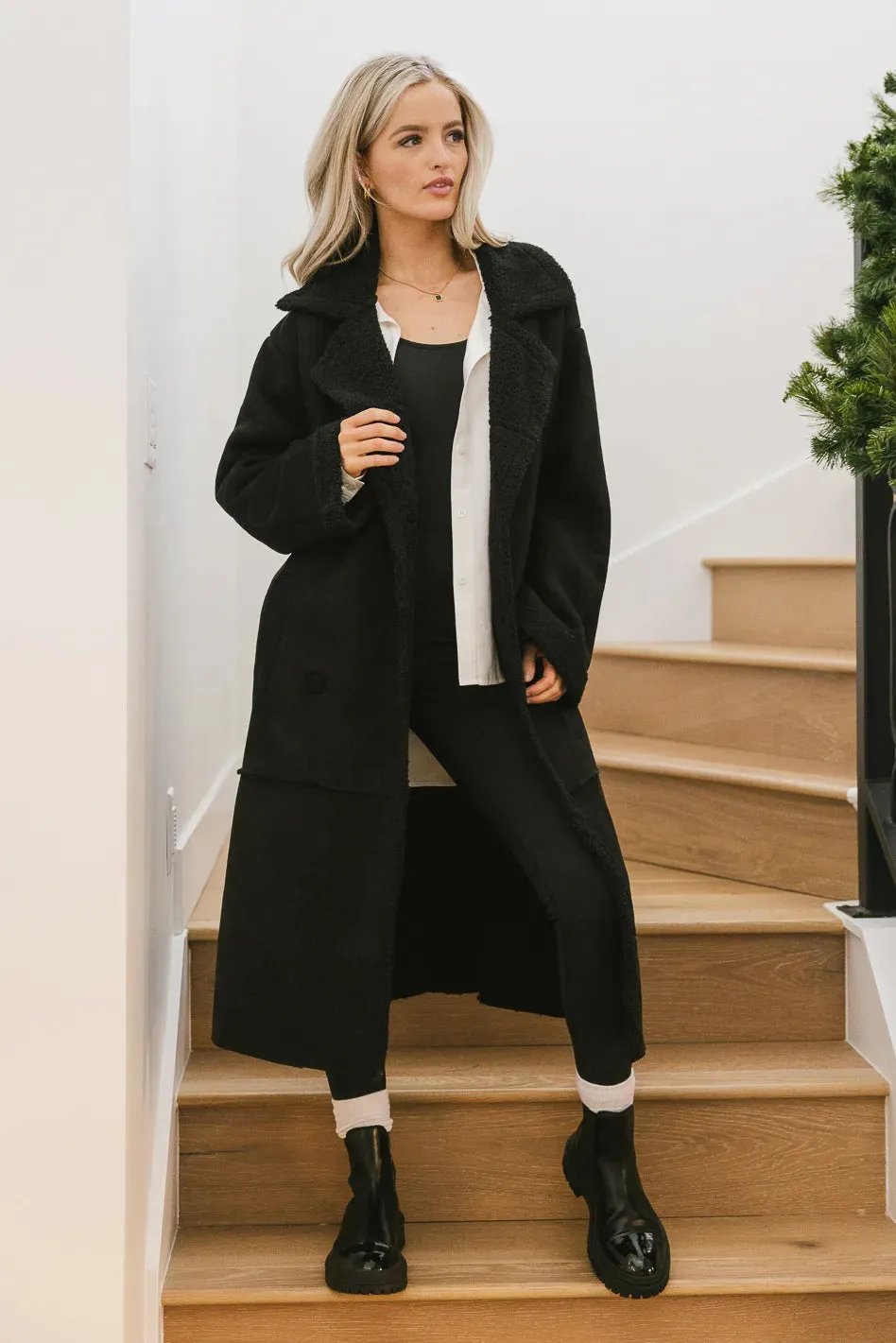 Tessa Sherpa Coat in Black