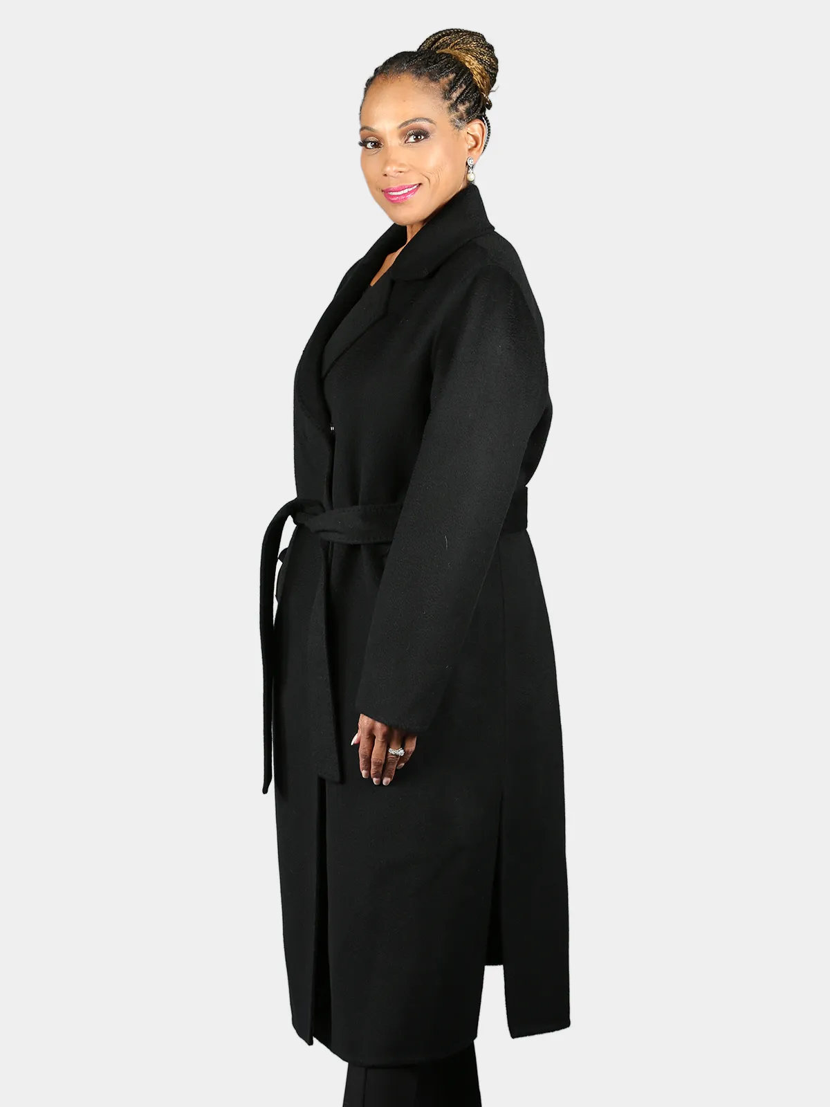 Woman's Black Cashmere Wool Coat - Day Furs